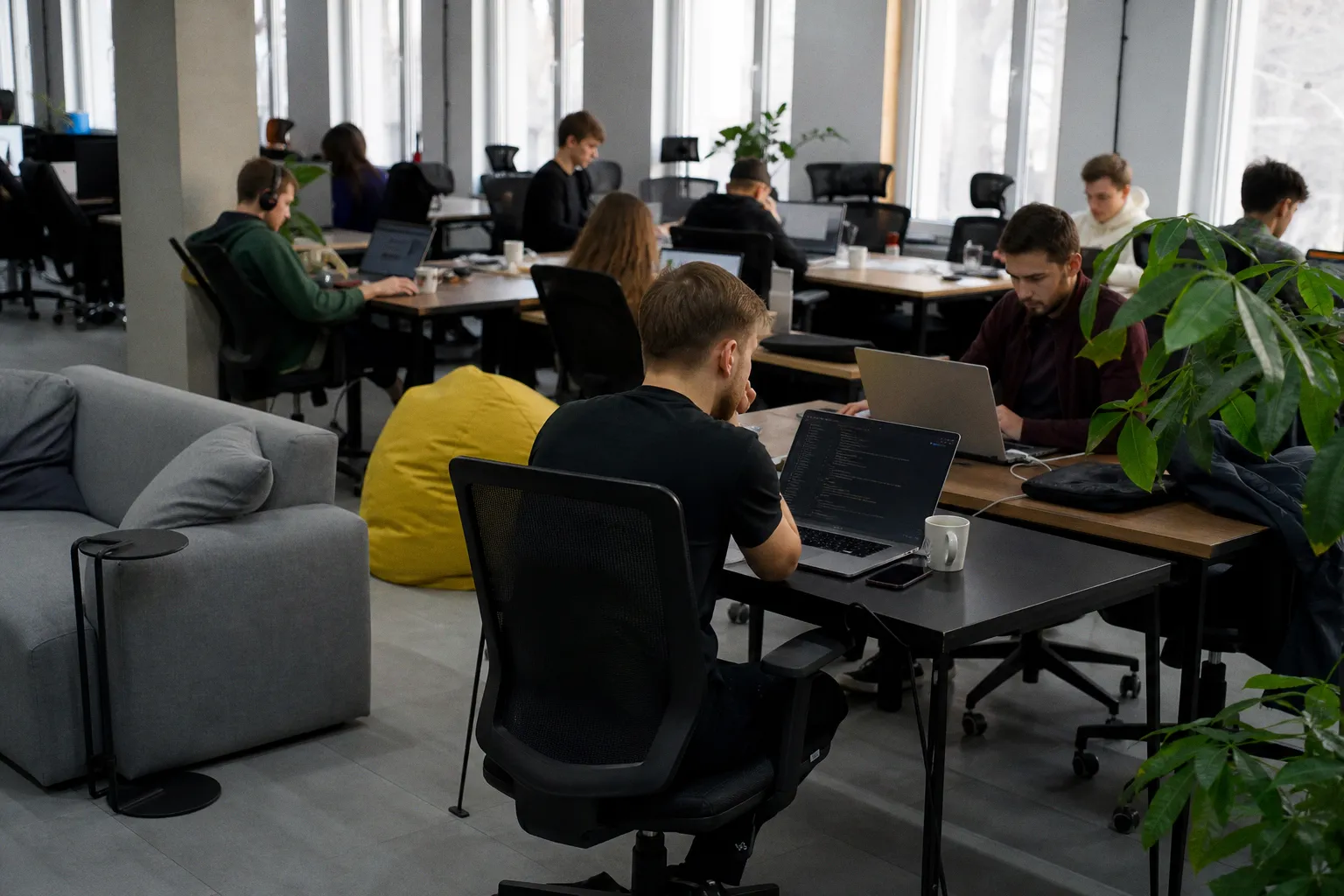 Сайт без программирования: Yandex запустил сервис Vibecraft на базе искусственного интеллекта